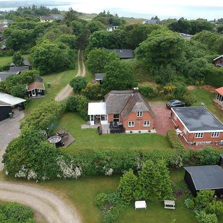 Thatched Holiday Home In Struer, Jutland With A View エクステリア 写真